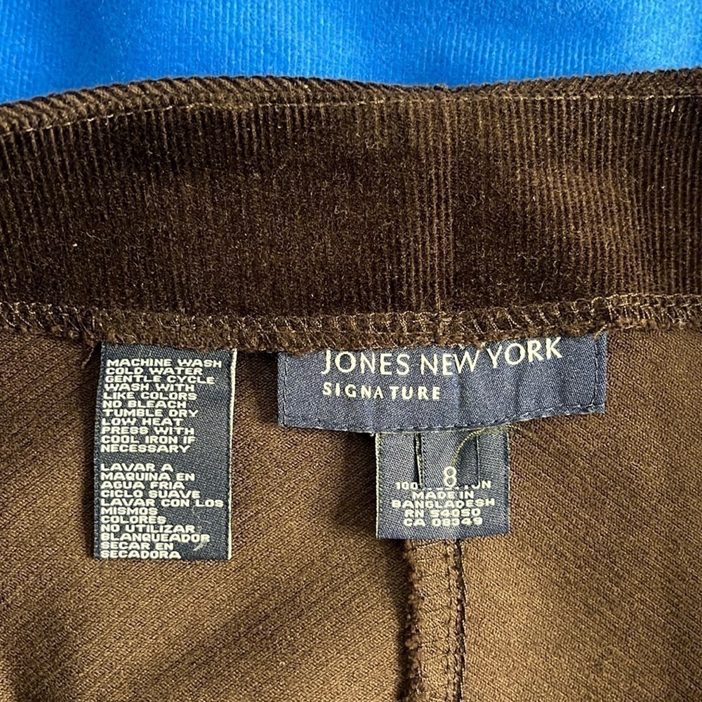 ⭐️ Jones New York Brown ribbed skirt- size 8 - Picture 3 of 5